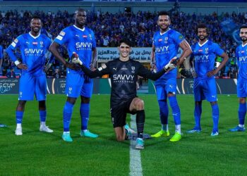 Yassine Bounou préfère Al-Hilal à la cérémonie de la CAF et mène son équipe à la victoire en quart de finale
