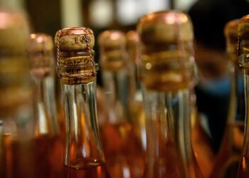 Tragédie en Algérie : 10 morts après la consommation d’alcool frelaté
