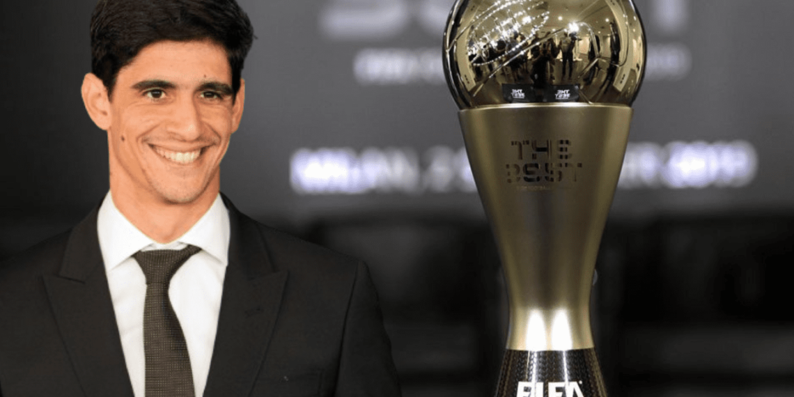 Yassine Bounou en lice pour le titre de meilleur gardien de but du monde aux prix The Best FIFA