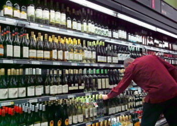 Projet de Loi de Finances 2024 : Baisse surprenante des taxes sur l’alcool