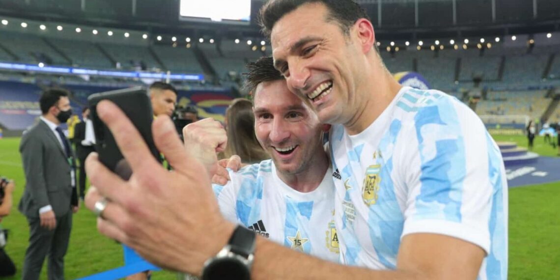 Scaloni, envisage de discuter de son avenir avec Messi