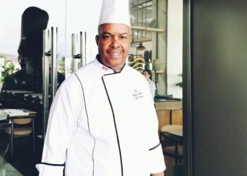 La fusion créative : Une conversation avec le Chef Ahmed Abargh du RIU Tikida Palace Taghazout