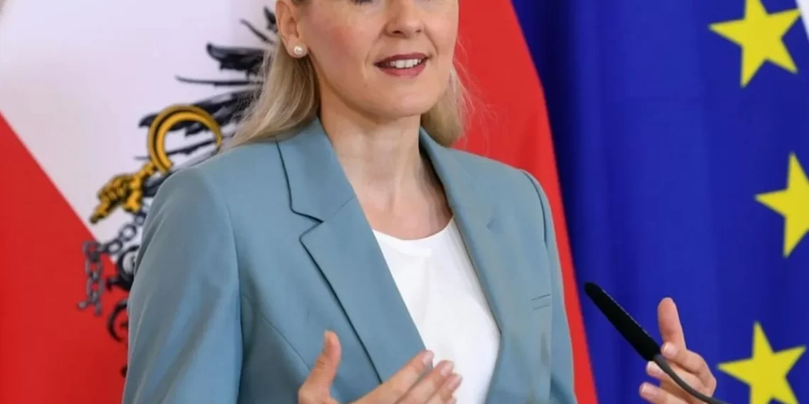 Démission de la ministre Norvégienne de l’enseignement supérieur et de la recherche pour plagiat