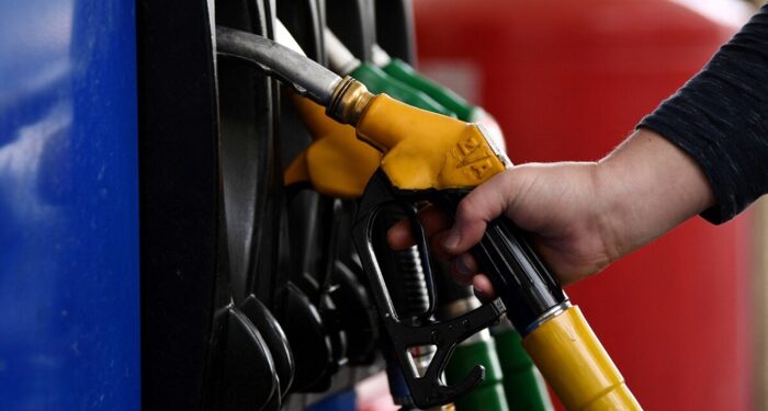 Des centimes en moins: La réalité des prix du carburant au Maroc