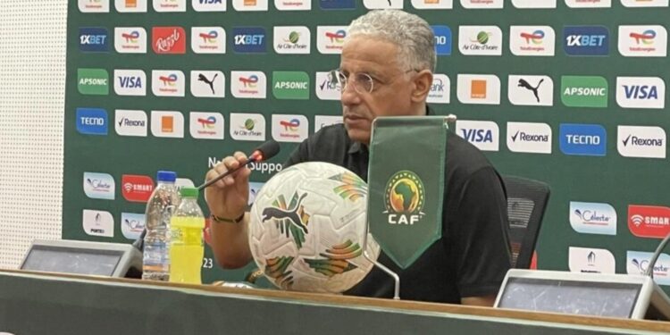 La CAF Sanctionne Adel Amrouche, l’Entraîneur Algérien, pour ses Déclarations sur le Maroc