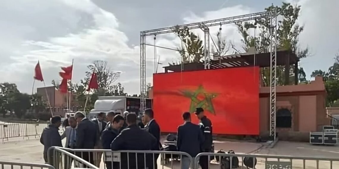 Marrakech Installe un Écran Géant pour les Matchs des Lions de l&rsquo;Atlas