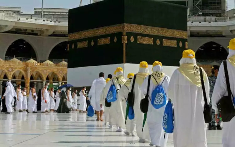 Pèlerinage plus coûteux pour les Marocains : Impact des nouveaux tarifs du Hajj
