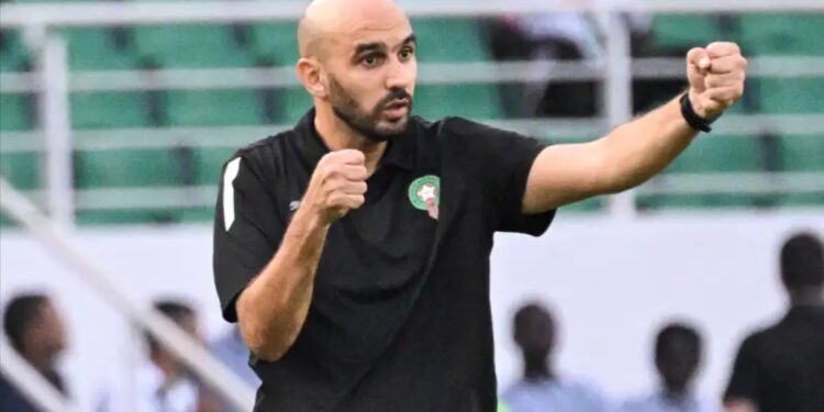 Walid Regragui : Menaces de mort reçues après l’incident avec Mbemba, et accusations de racisme