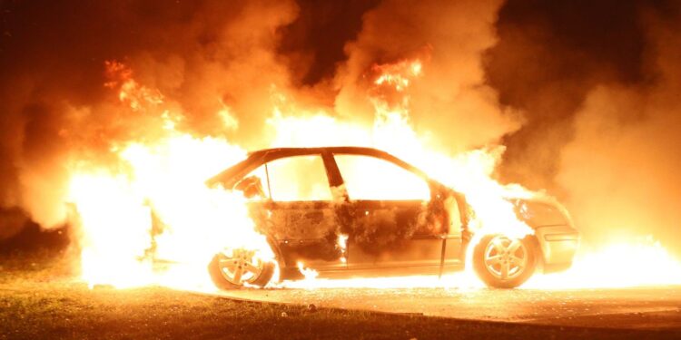 Tiznit : Arrestation d’un homme après avoir incendié la voiture de son épouse lors d’un différend familial