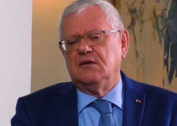 Driss Benhima décrypte les enjeux des transitions au Maroc : Une analyse éclairée sur les défis multiples