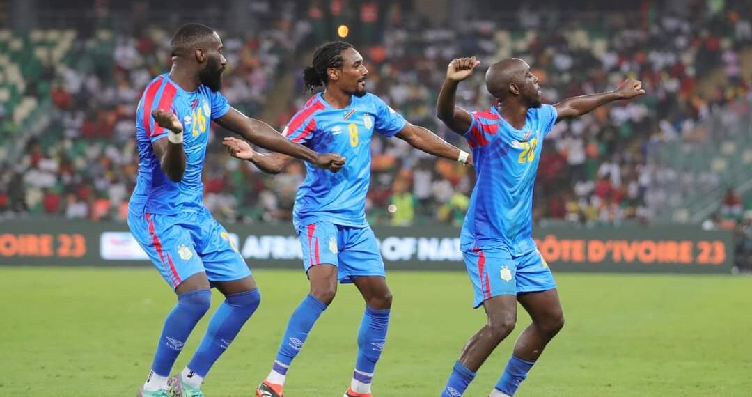 La RD Congo remporte une victoire cruciale sur la Guinée et se qualifie pour les demi-finales de la CAN 2023