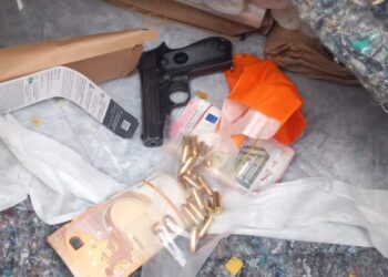 Bab Sebta : Un Algérien arrêté par la police Marocaine avec des armes et de l’argent