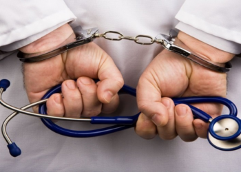 Scandale Médical à Khenifra : Arrestation deux médecins et deux autres fonctionnaires de l’hôpital régional de Khénifra