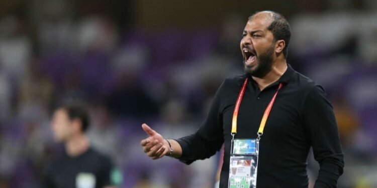 La Renaissance Sportive de Berkane engage l’entraîneur tunisien Moïne Chaâbani