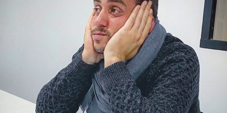 L&rsquo;animateur radio &lsquo;Momo&rsquo; devant la justice : les détails d&rsquo;une affaire complexe