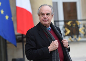 Décès de Frédéric Mitterrand : La France en deuil d’une voix de la culture