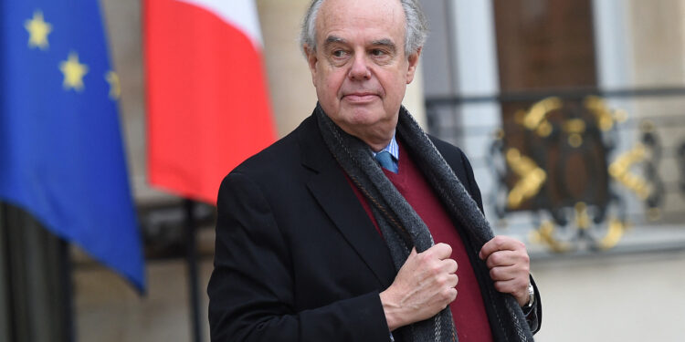 Décès de Frédéric Mitterrand : La France en deuil d’une voix de la culture