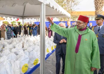 Le roi Mohammed VI lance l’opération nationale « Ramadan 1445 » pour un million de familles