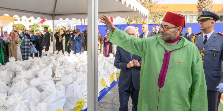 Le roi Mohammed VI lance l’opération nationale « Ramadan 1445 » pour un million de familles