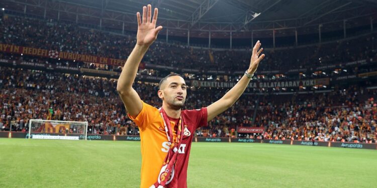 L’entraîneur de Galatasaray se félicite du retour d’Hakim Ziyech