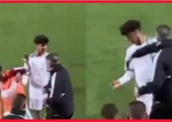 Scandale: l’entraîneur algérien Yacine Manaa giflant ses joueurs