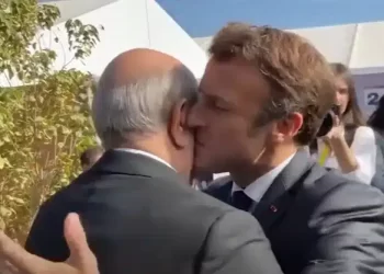 La visite de Tebboune en France et l’ombre d’un second mandat : une complicité ou une surprise politique ?