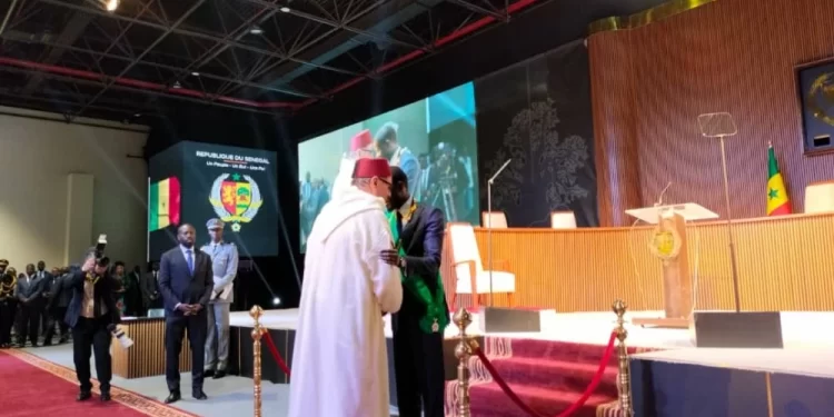 Le nouveau président Sénégalais Bassirou Diomaye Faye reçoit la délégation Marocaine à sa cérémonie d’investiture