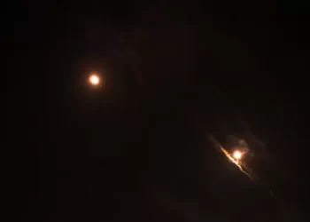 Premier acte direct : L’Iran cible Israël avec des drones et des missiles après une attaque à Damas