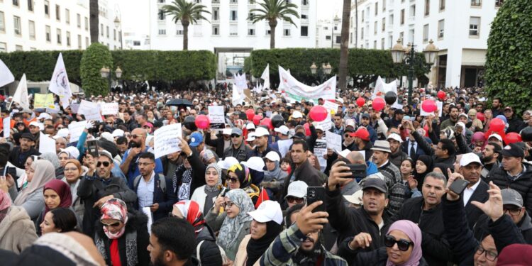 Impasse juridique et syndicale dans le dossier des enseignants toujours suspendus