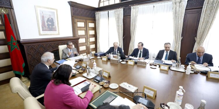 Le Maroc accélère ses investissements pour stimuler l’économie et créer des emplois