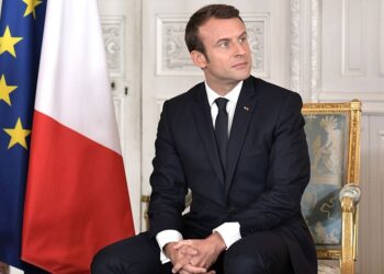 La solitude d’Emmanuel Macron !