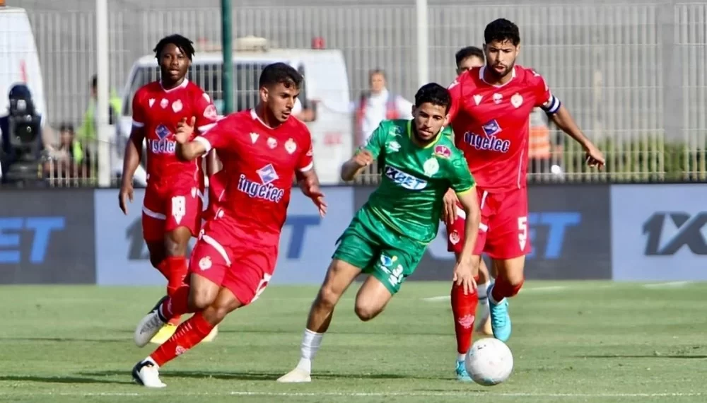 Le Raja prend la tête de la Botola après une victoire cruciale contre le Wydad