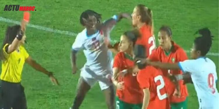Après un coup violent pendant le match.. une footballeuse s’excuse auprès de son adversaire marocaine
