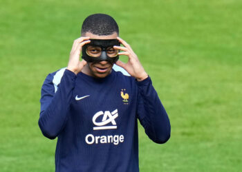Kylian Mbappé : ‘Jouer avec un masque, c’est une horreur’