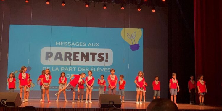 Éclatante fête de fin d’année de l’école Pierre de Ronsard au Théatre Mohamed V