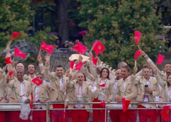 Défi réussi : Paris ouvre les Jeux olympiques avec brio malgré la pluie