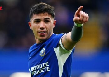 Chelsea Face à la Polémique: La Réaction du Club aux Propos d’Enzo Fernandez