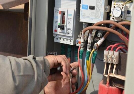 Vols d’électricité à Ouezzane : enquête et manifestations nocturnes