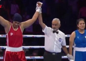 JO Paris 2024: Khadija Mardi en quarts de finale de boxe
