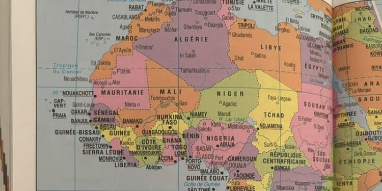 Souveraineté marocaine renforcée : La France inclut le Sahara dans ses manuels scolaires