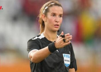 JO Paris 2024 : L’arbitre marocaine Bouchra Karboubi désignée pour la demi-finale féminine USA-Allemagne