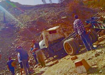 Un chauffeur de camion survit miraculeusement après une chute dangereuse dans les montagnes de Chichaoua
