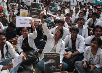 Protest doctors in india