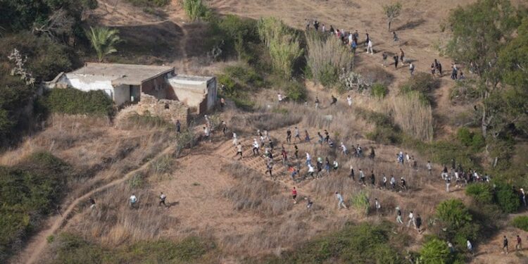 Sonnette d&rsquo;alarme pour le Maroc : quand les jeunes fuient malgré les projets ambitieux