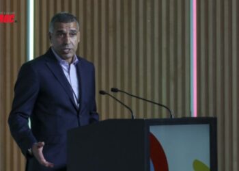 Noureddine Naybet.. De Légende du Football à Entraîneur de l’Équipe Nationale U18 du Maroc