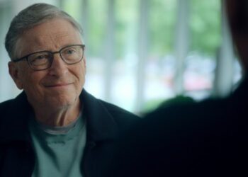 À 68 ans Bill Gates admire l’ardeur au travail de Warren Buffett 94 ans, et espère suivre son exemple