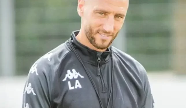 la FRMF recrute un ex-international algérien pour renforcer son football