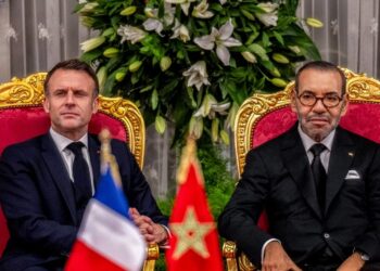 « Il est temps pour l&rsquo;Algérie de tourner la page du Sahara » : La visite de Macron au Maroc, un message adressé à Alger