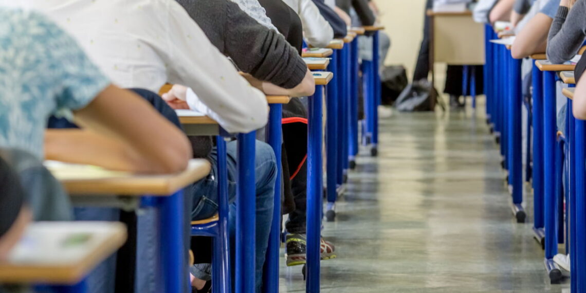 La police de Laâyoune démantèle un réseau de fuites d’examens dans les concours de santé