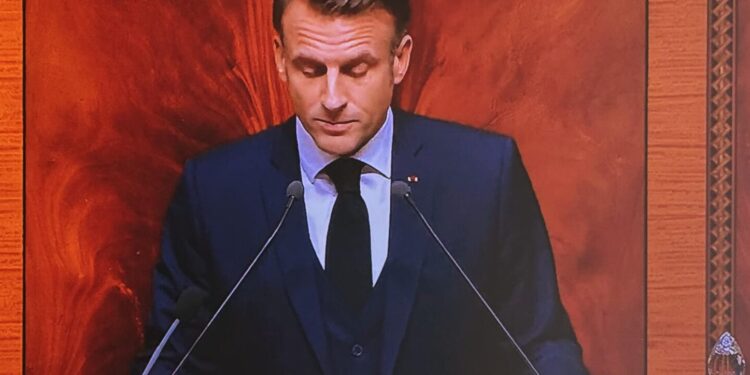 Emmanuel Macron célèbre le partenariat historique et culturel Maroc-France au Parlement marocain